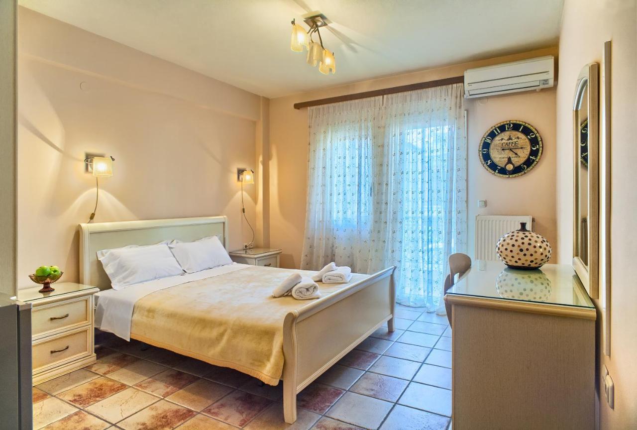 Avli Rooms Ioannina Eksteriør billede
